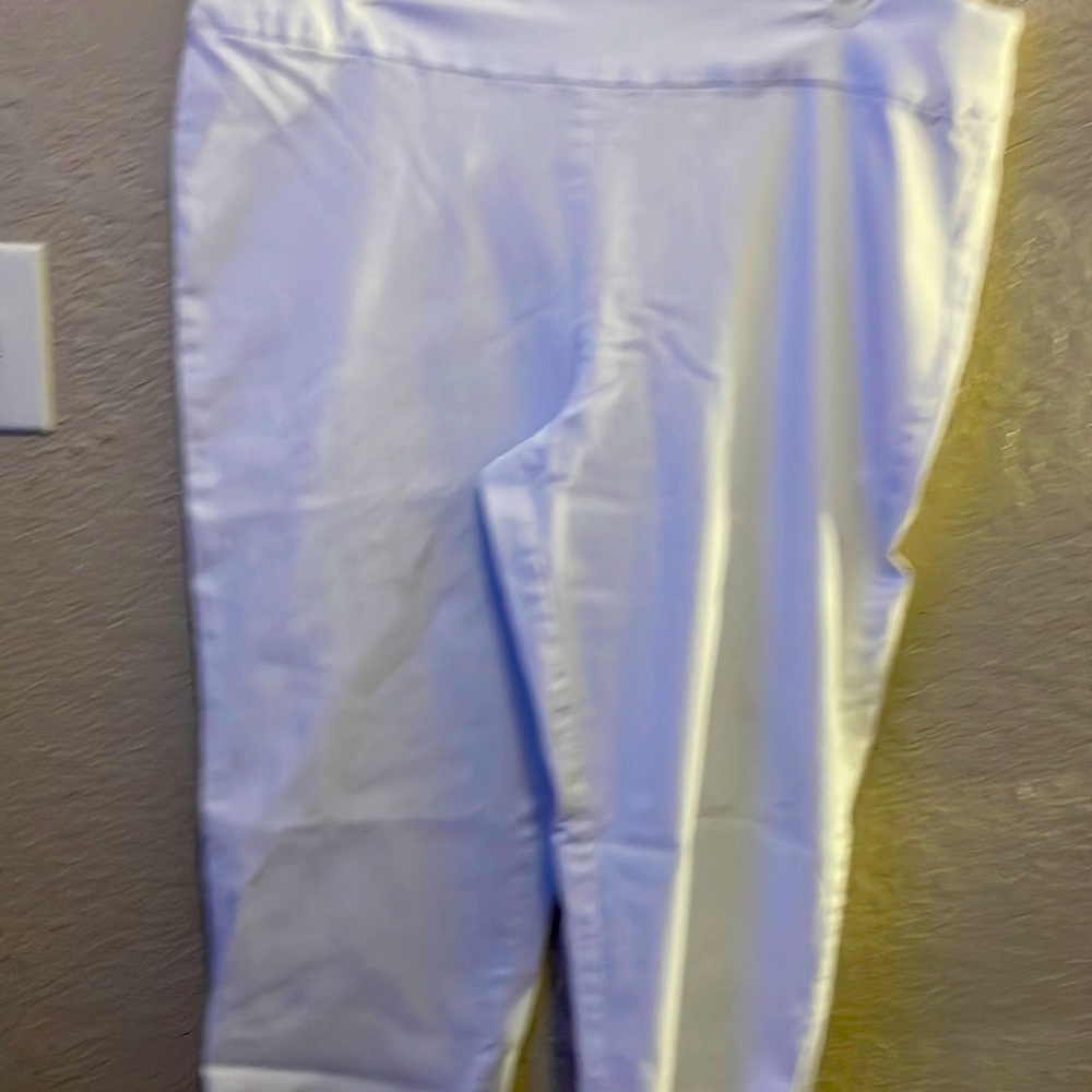 White capris